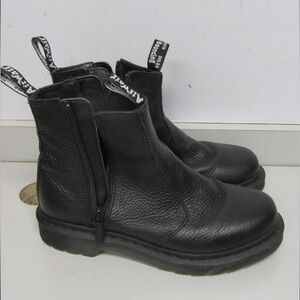 Dr marten zip boots